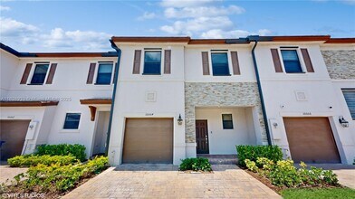10004 SW 231st Ln in Cutler Bay, FL - Building Photo - Building Photo