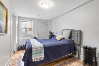 101 Summer St, Unit 1 in Somerville, MA - Foto de edificio - Building Photo