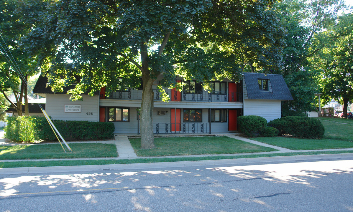 Maplewood Apartments in East Lansing, MI - Foto de edificio