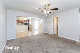 528 Ellingsworth Ln in Charlotte, NC - Foto de edificio - Building Photo