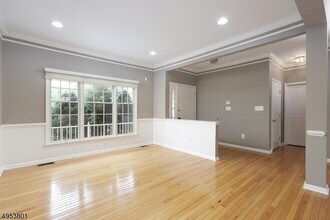 240 Patriot Hill Dr in Bernards, NJ - Building Photo - Building Photo