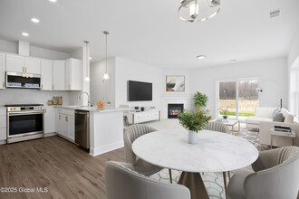 24 Kendra Ct in Colonie, NY - Building Photo - Building Photo