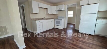 4722 12th Ave S in St. Petersburg, FL - Building Photo - Building Photo