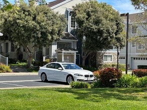 1 Passage Ln in Redwood City, CA - Building Photo - Building Photo