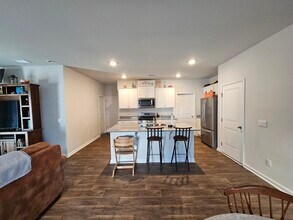 141 Ivory Shadow Rd in Summerville, SC - Foto de edificio - Building Photo