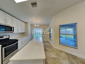 1415 Compton St in Brandon, FL - Building Photo - Building Photo
