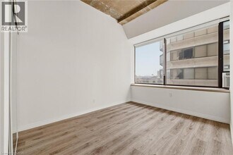 30 Duke St W in Kitchener, ON - Building Photo - Building Photo