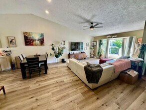 4492 Brook Dr in West Palm Beach, FL - Building Photo - Building Photo