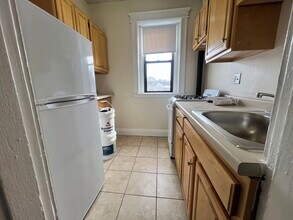 1188 Commonwealth Ave, Unit 33 in Boston, MA - Building Photo - Building Photo