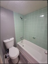 111 S Summit St, Unit 116 in Toledo, OH - Foto de edificio - Building Photo