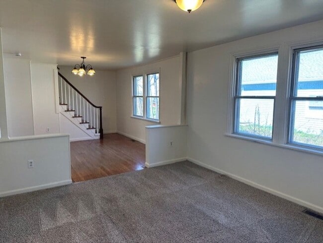 219 Redwood St in Harrisburg, PA - Building Photo - Building Photo