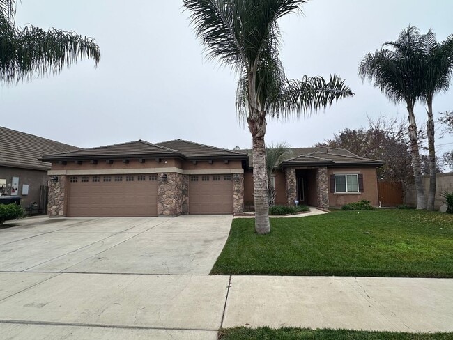 property at 5235 W Nellis Ct