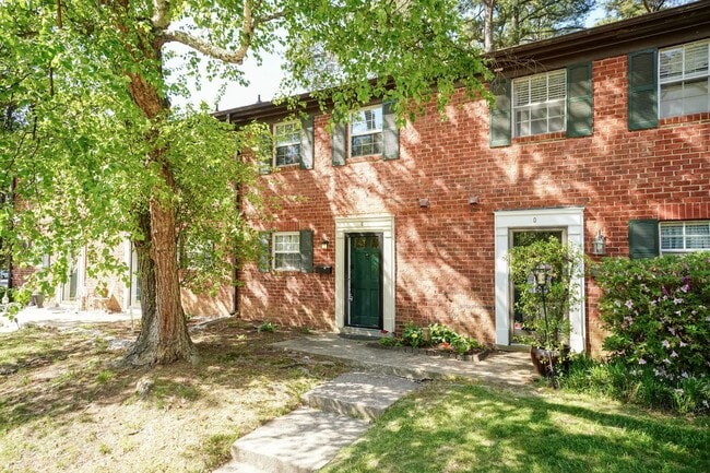 1209 Manassas Ct in Raleigh, NC - Building Photo - Building Photo