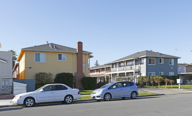 Hester Apartments in San Jose, CA - Building Photo - Building Photo