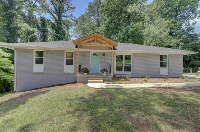 property at 985 Frontier Trail SW