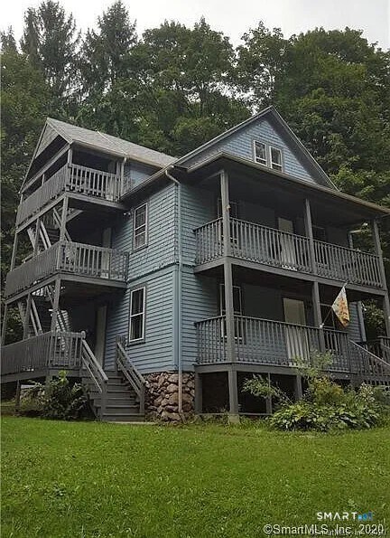 5 Brookside Ave in Winchester, CT - Building Photo - Building Photo