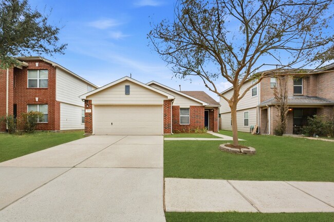 3023 Legends York Dr in Spring, TX - Building Photo - Building Photo