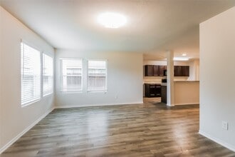 7606 Merrylands Dr in Atascocita, TX - Building Photo - Building Photo