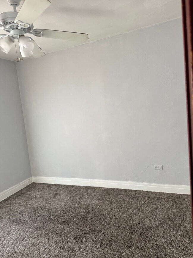 1713 Walnut St in Erie, PA - Building Photo - Building Photo