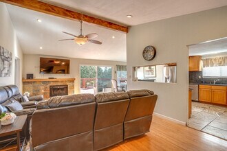 420 Phoenix Cir in Vallejo, CA - Building Photo - Building Photo