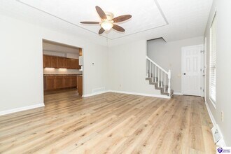 214 Eagle Way in Elizabethtown, KY - Building Photo - Building Photo