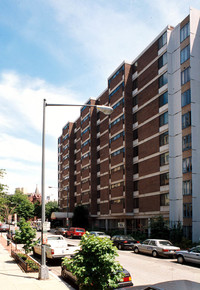 Towne Terrace East in Washington, DC - Foto de edificio - Other