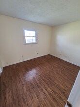 4524 Ridgely Tract Rd SE in Heath, OH - Building Photo - Building Photo