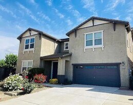 4833 Steppe Ct in Elk Grove, CA - Building Photo
