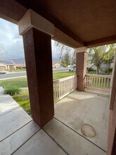 1072 Sun Up Cir in San Jacinto, CA - Building Photo - Building Photo
