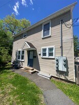 31 Mountain Ave in Highland Falls, NY - Building Photo