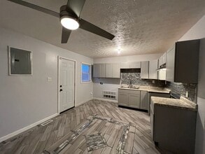 5155 Rucks Rd in Dayton, OH - Building Photo - Building Photo