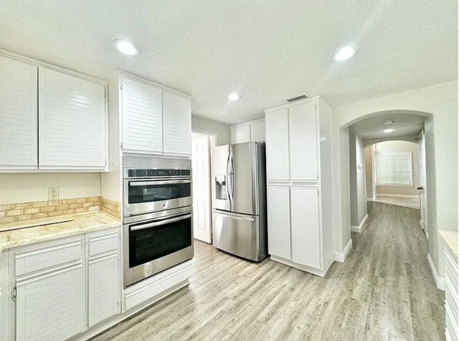 11918 Avenida Consentido in San Diego, CA - Building Photo - Building Photo