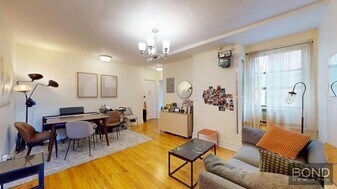 216 W 89th St in New York, NY - Building Photo