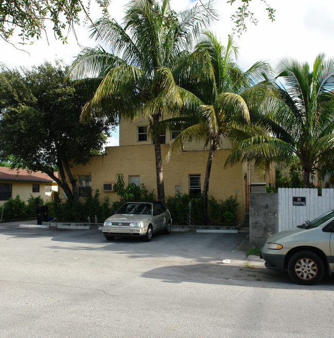 505 SE 20th St in Fort Lauderdale, FL - Foto de edificio - Building Photo