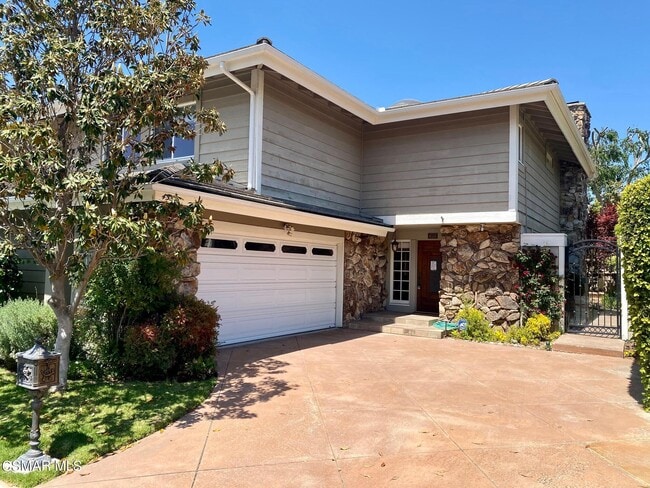 property at 4555 Tam O Shanter Dr