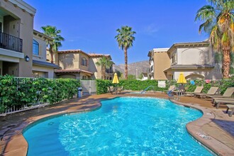 50630 Santa Rosa Plz, Unit 8 in La Quinta, CA - Building Photo - Building Photo