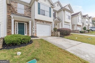 3757 Harvest Dr in Decatur, GA - Building Photo - Building Photo