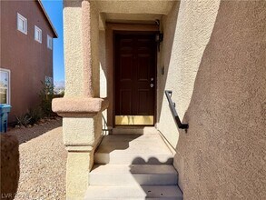 4556 Hearts Desire Ave in Las Vegas, NV - Building Photo - Building Photo