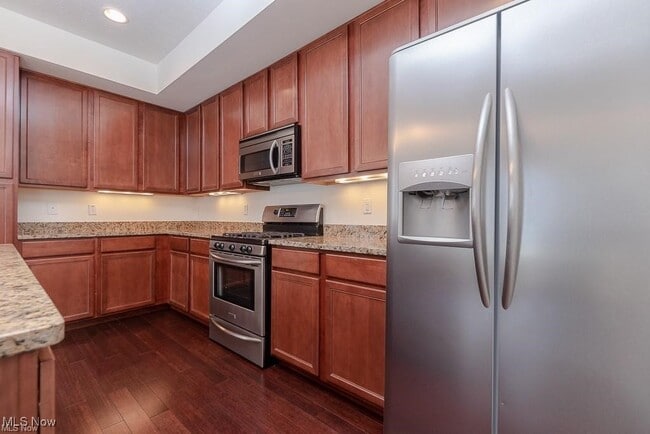 property at 1419 E 14th St