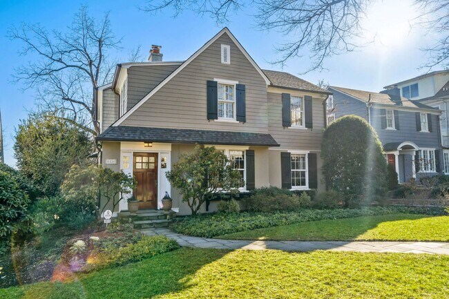 property at 4414 Lowell St NW