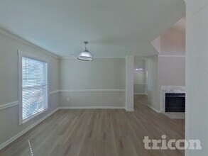 5704 Ebley Ln in Charlotte, NC - Building Photo - Building Photo