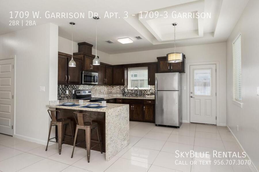 1709 W Garrison Dr in Pharr, TX - Building Photo