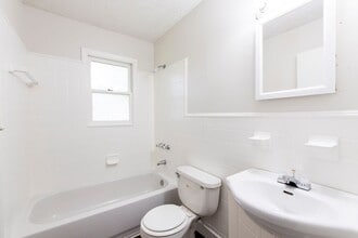 5406 Windy Willow Dr in Louisville, KY - Building Photo - Building Photo