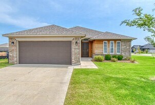 8712 Thera Dr in Oklahoma City, OK - Building Photo