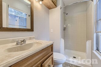 19595 E Amherst Dr in Aurora, CO - Foto de edificio - Building Photo