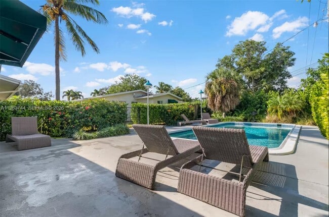 property at 601 SW 17th St