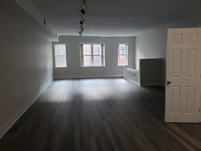 311 E Main St, Unit 2nd Floor in Carnegie, PA - Building Photo - Building Photo