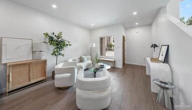 11 W Ruben M Torres Sr Blvd in Brownsville, TX - Building Photo - Building Photo