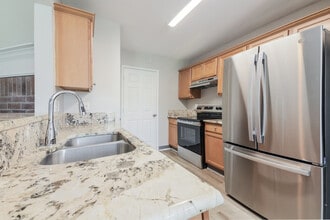 2534 Paseo Paraiso in Dallas, TX - Building Photo - Building Photo