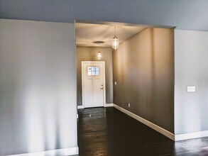 700 Hawthorn Way, Unit 7-206 in Centerton, AR - Foto de edificio - Building Photo